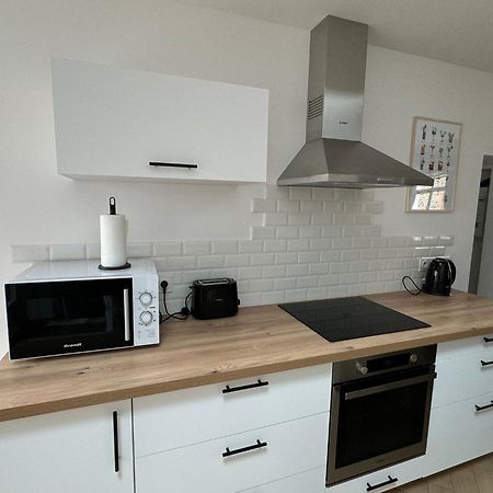 Appartement En Centre-Ville - Local Velos Disponible Mayenne Exteriör bild