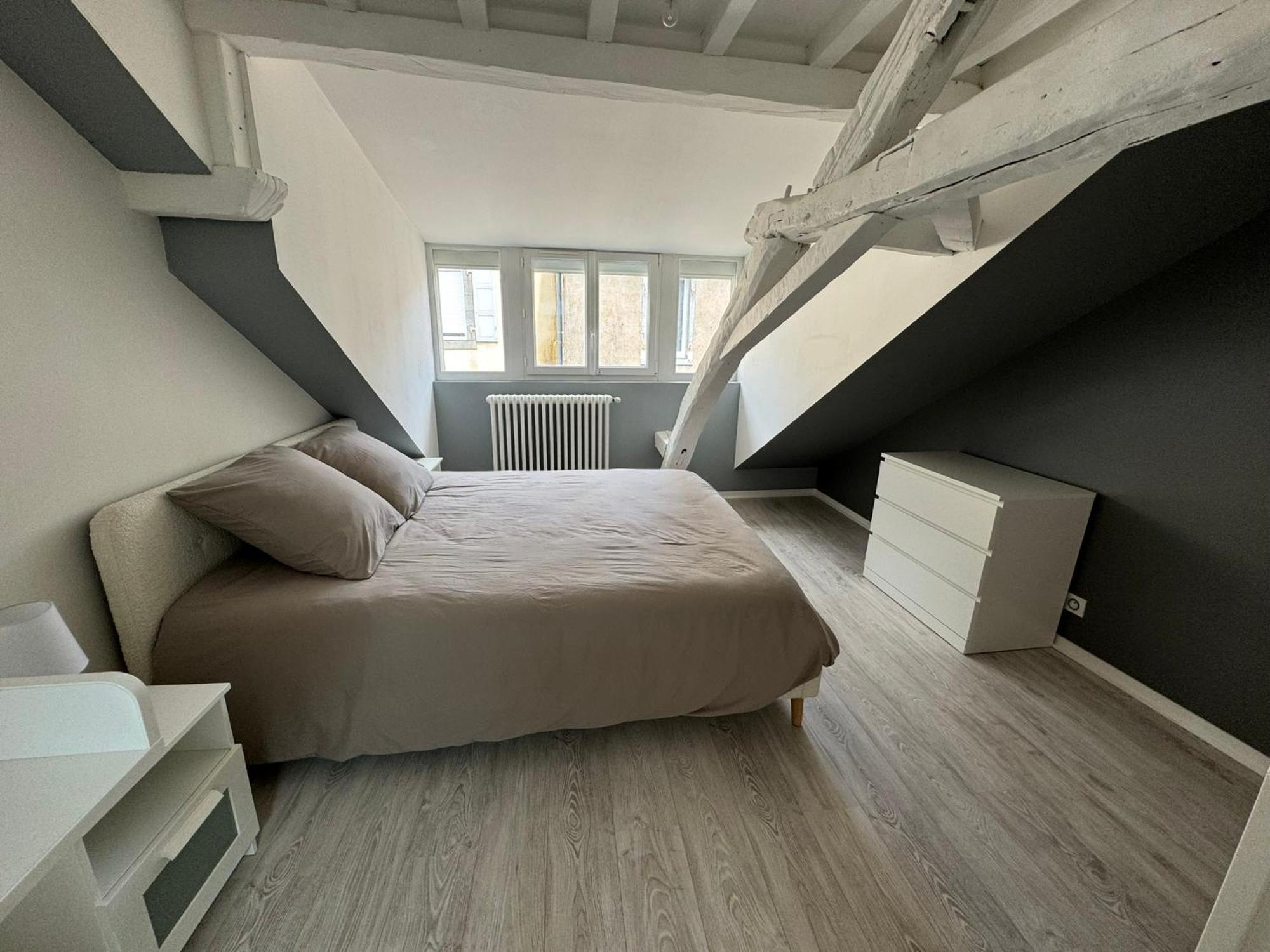 Appartement En Centre-Ville - Local Velos Disponible Mayenne Exteriör bild